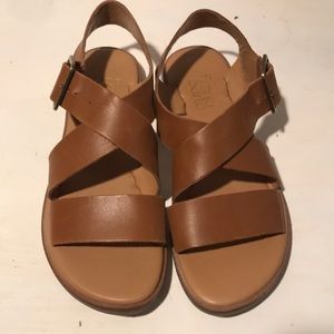Strappy flat sandals